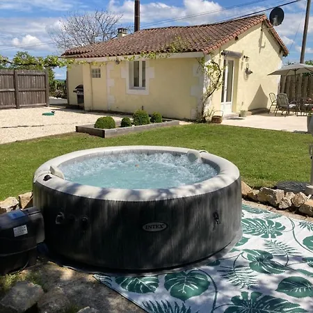 Holiday home Adorable 1 Bed With Stunning Outside Space